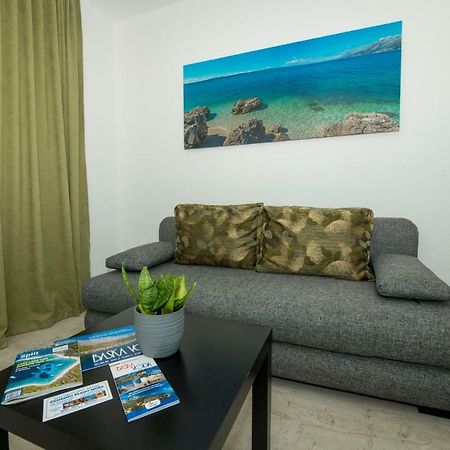 Apartmani Spiline - Mia Baska Voda Ngoại thất bức ảnh