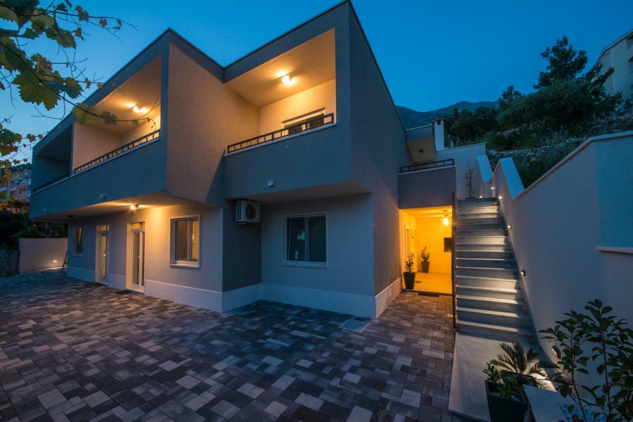 Apartmani Spiline - Mia Baska Voda Ngoại thất bức ảnh