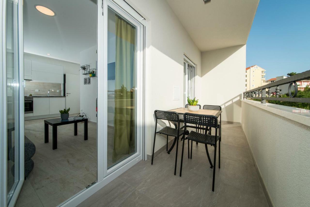 Apartmani Spiline - Mia Baska Voda Ngoại thất bức ảnh
